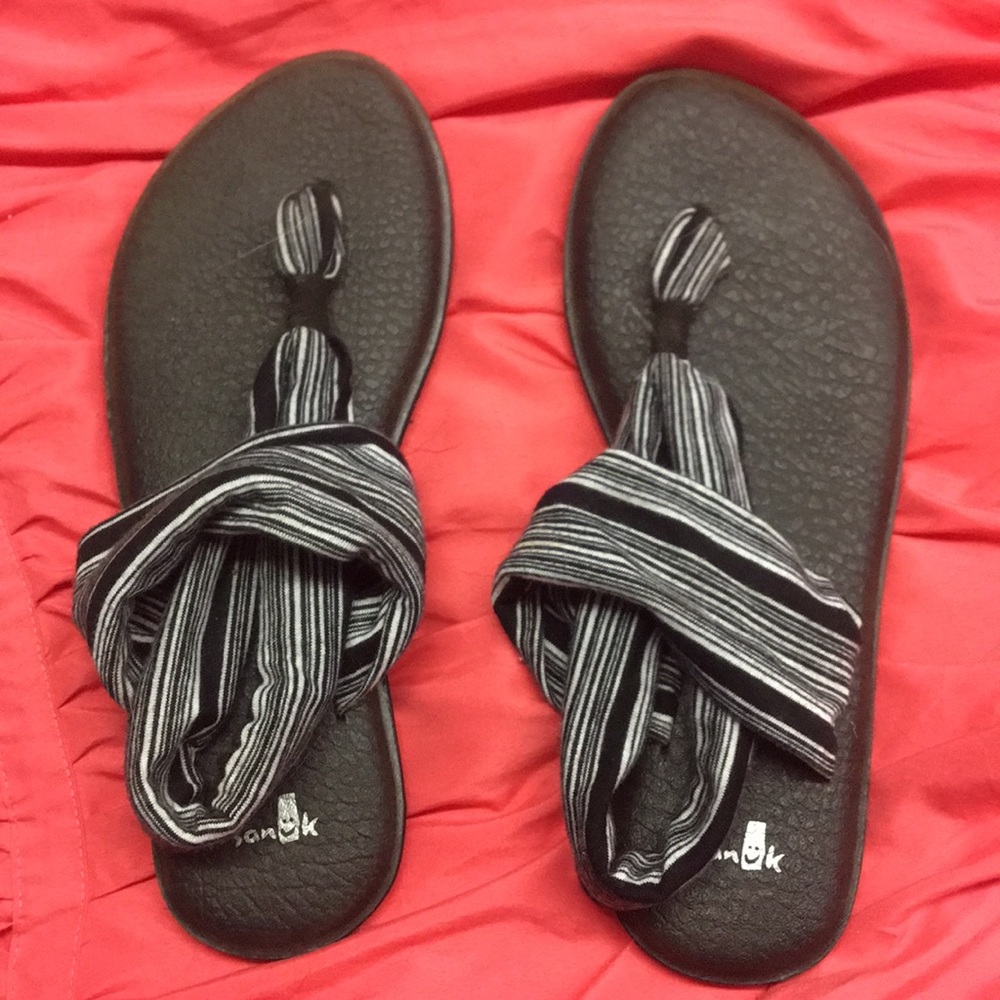 Sanuk Slings